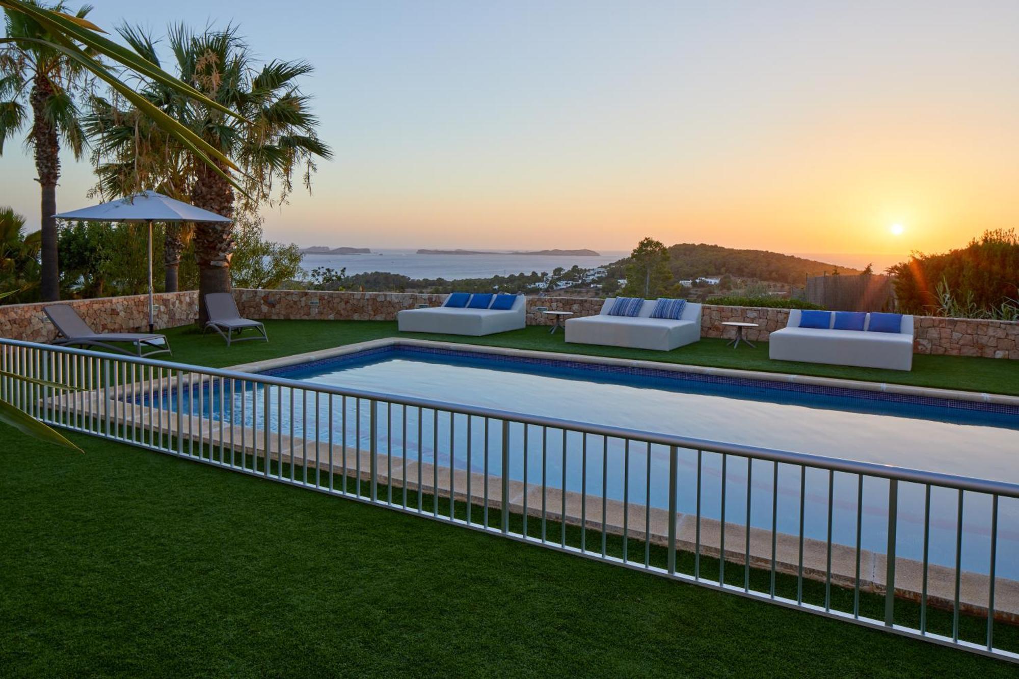 Villa Can Joan I - Fantastic Sunset Views And Family Friendly - San Antonio  Exteriér fotografie